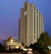 DoubleTree by Hilton Hotel Virginia Beach