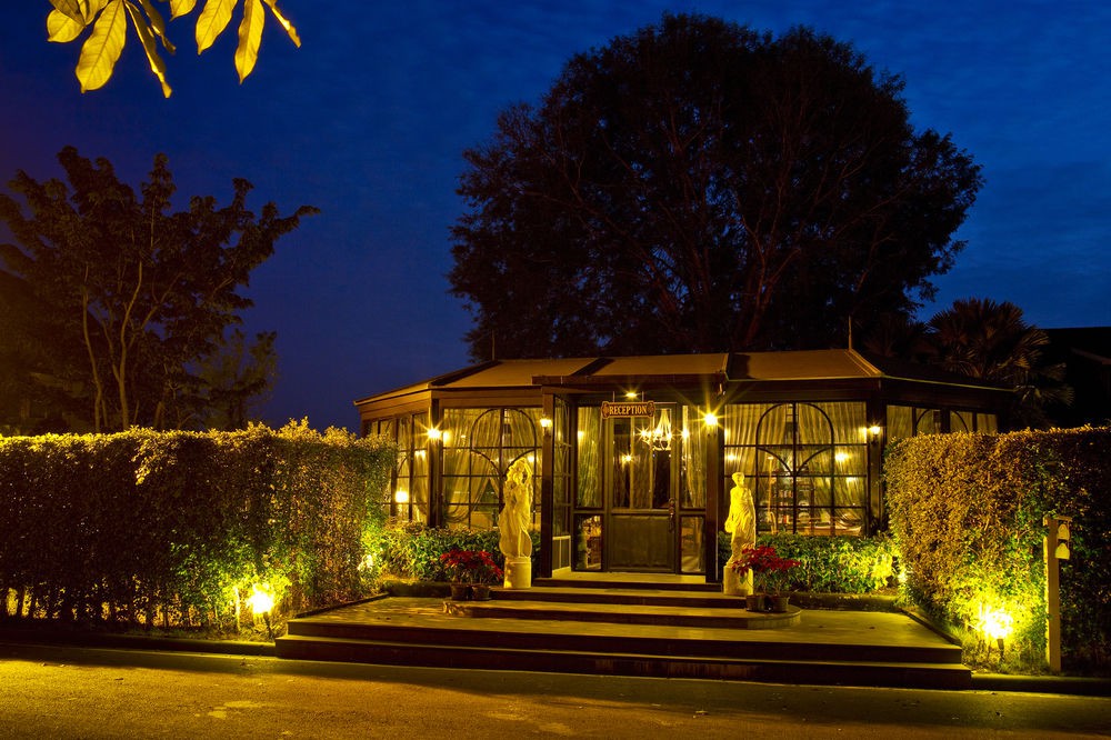 Rancho Charnvee Resort Country Club
