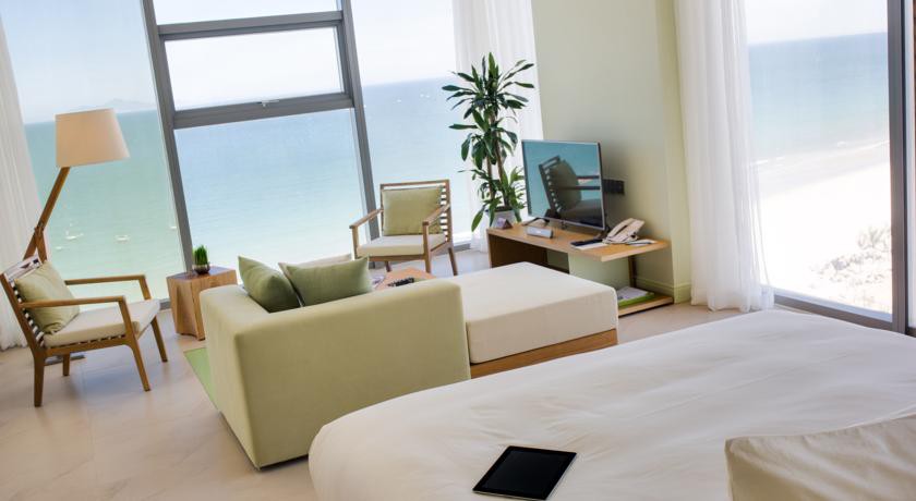 Fusion Suites Danang Beach