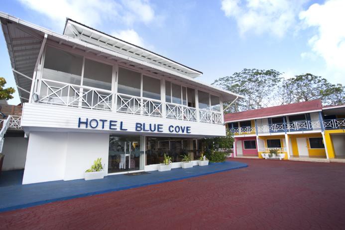 Hotel On Vacation Blue Cove All Inclusive