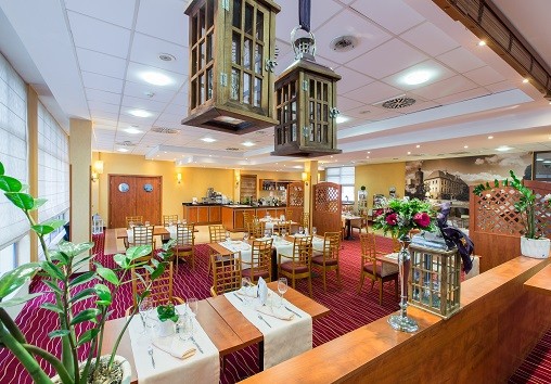 Qubus Hotel Glogów