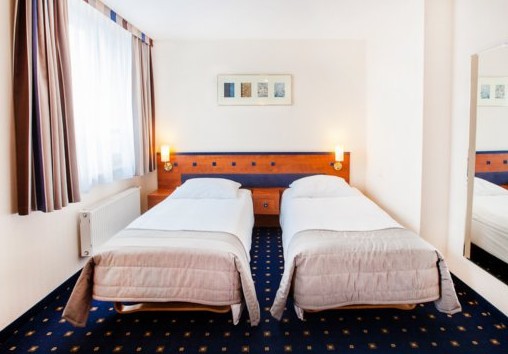 Qubus Hotel Glogów