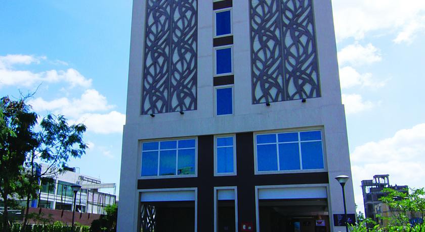 Premier Inn Pune Kharadi Hotel