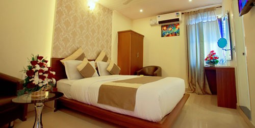 Aishwarya Suites