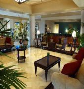 Hilton Palm Beach Airport