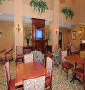 Hampton Inn and Suites Pensacola-University Mall, FL