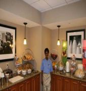 Hampton Inn & Suites Williamsburg-Central
