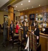 Embassy Suites by Hilton Philadelphia Airport
