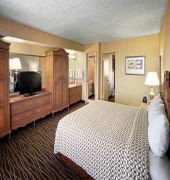 Embassy Suites by Hilton Phoenix Airport
