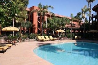 Embassy Suites by Hilton Phoenix Airport