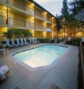 Embassy Suites by Hilton Napa Valley