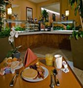 Embassy Suites by Hilton San Antonio Airport
