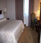 Embassy Suites by Hilton Dulles Airport