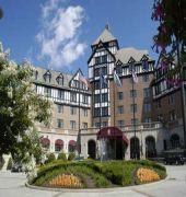 Hotel Roanoke & Conference Ctr, Curio Collection by Hilton