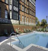 Hotel Roanoke & Conference Ctr, Curio Collection by Hilton