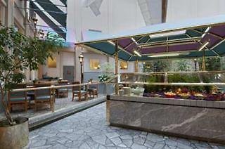 Hilton Oakland Airport
