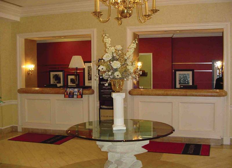 Hampton Inn & Suites Stamford