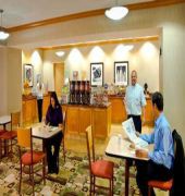 Hampton Inn & Suites Fresno
