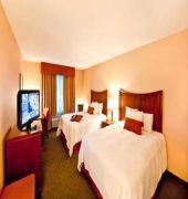 Hampton Inn & Suites Fresno