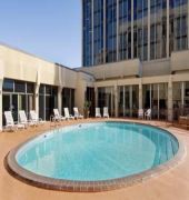 Doubletree by Hilton Midland Plaza