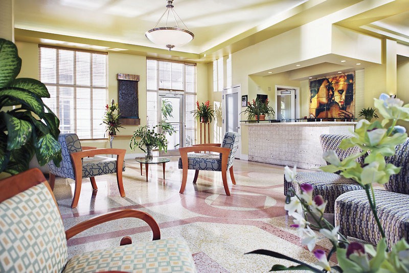 HILTON GRAND VACATIONS SUITES AT SOUTH BEACH