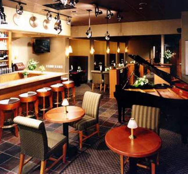 DoubleTree Suites Minneapolis