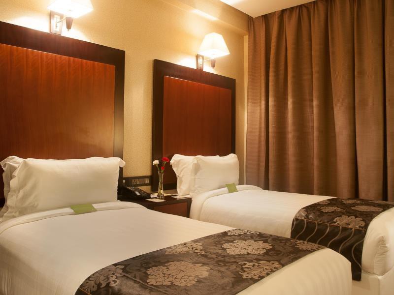 Park Avenue Hotel