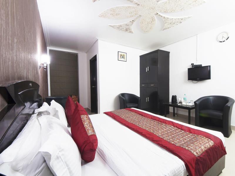 Airport Hotel Noratan Palace