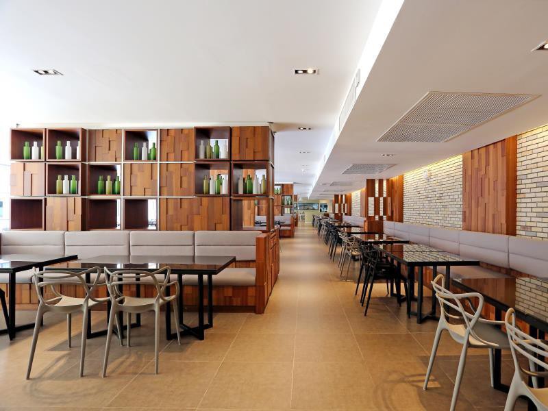 Ratchada Leisure Hotel
