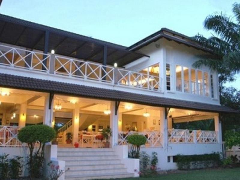 Bandara On Sea