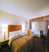 Best Western Plus Chicago Hillside