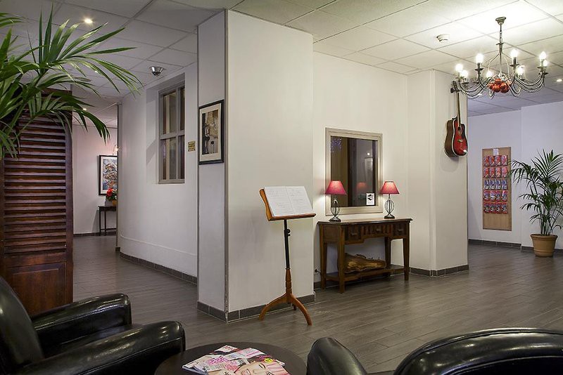 Ibis Styles Paris Saint Lazare Parc Monceau