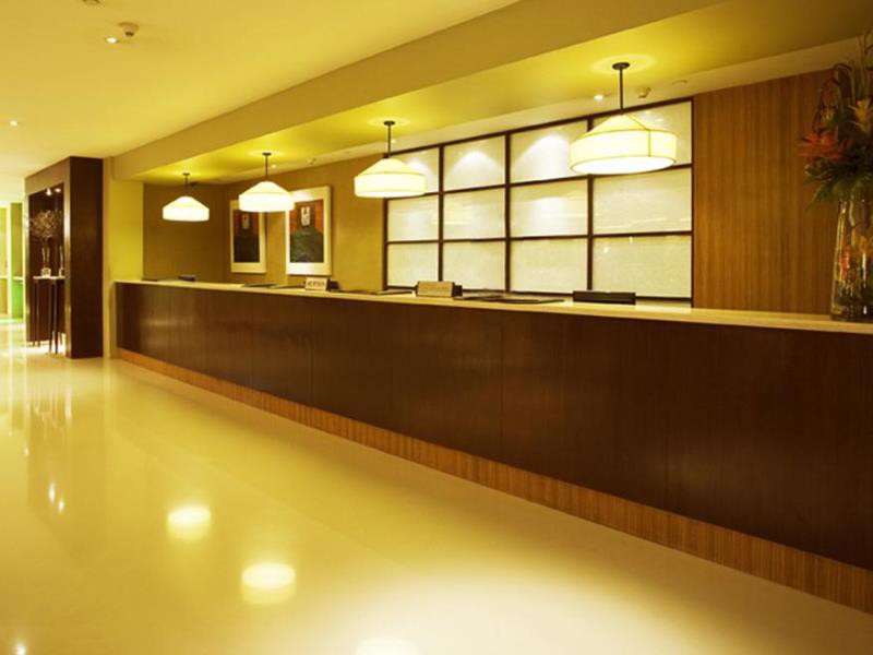 Waterfront Manila Pavilion Hotel & Casino
