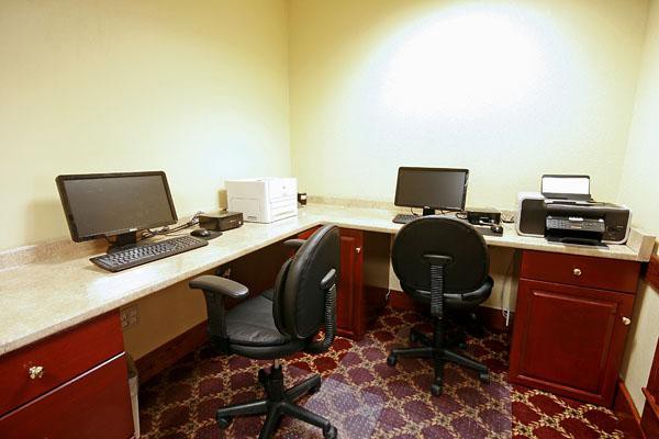 Best Western Plus Bridgeport Inn