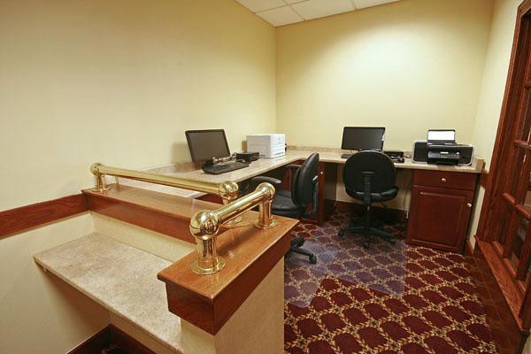 Best Western Plus Bridgeport Inn