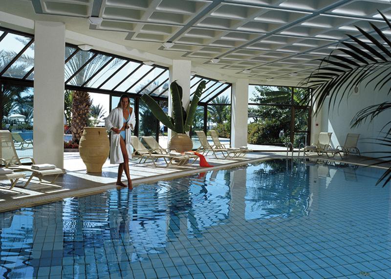 Constantinou Bros Athena Beach Hotel