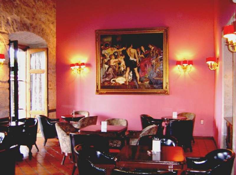 Hotel Virrey de Mendoza