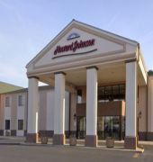 Howard Johnson Plaza Hotel Madison