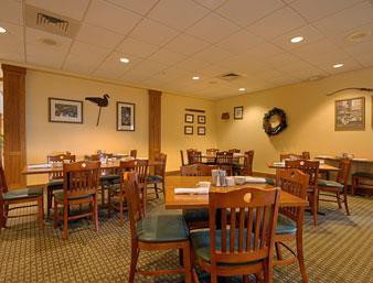 Howard Johnson Plaza Hotel Madison