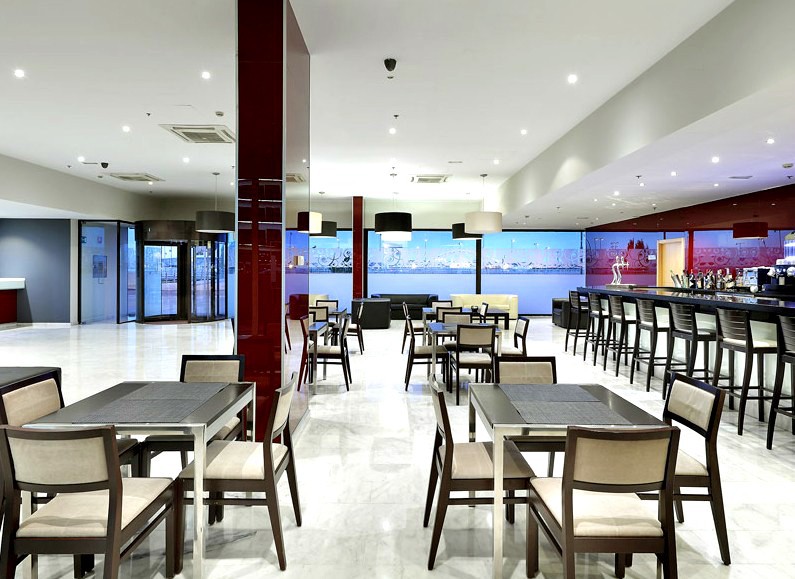 Hotel Husa Puerta De Zaragoza