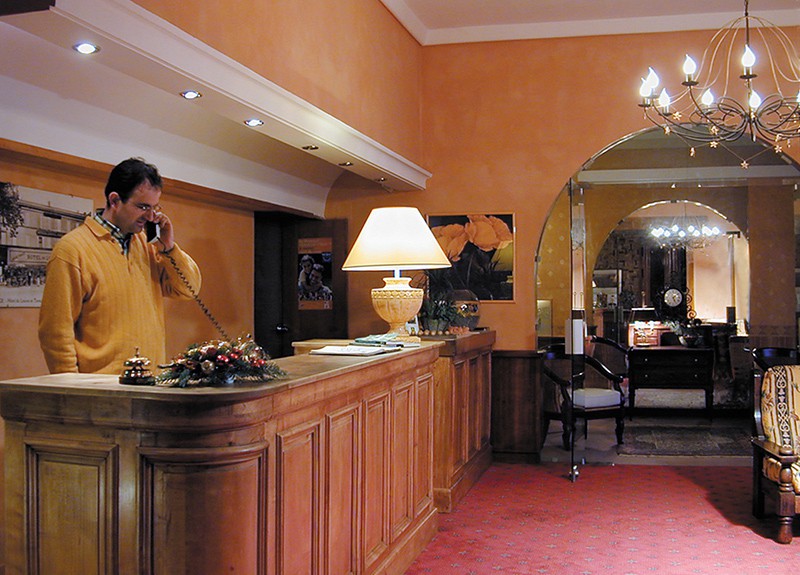 Brit Hôtel Le Louvre