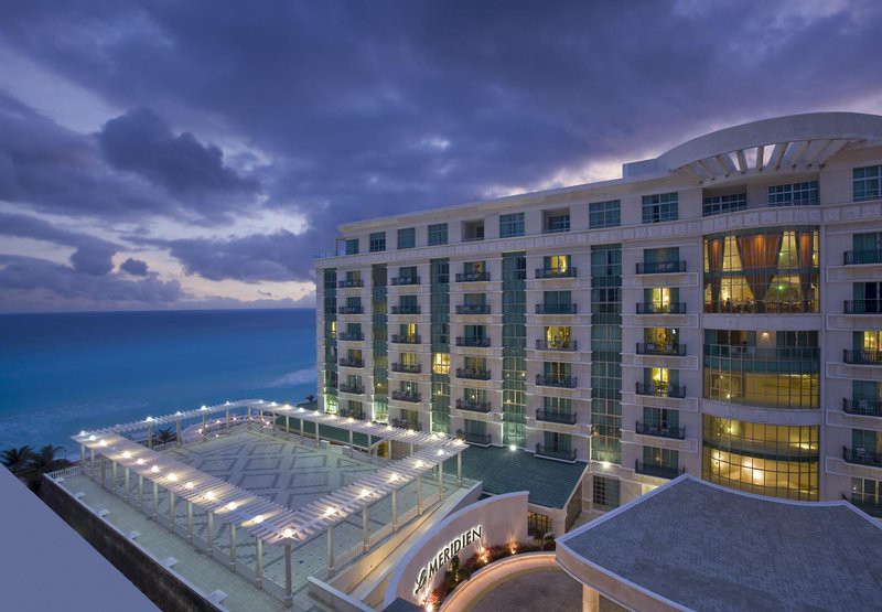 Sandos Cancun Luxury Resort