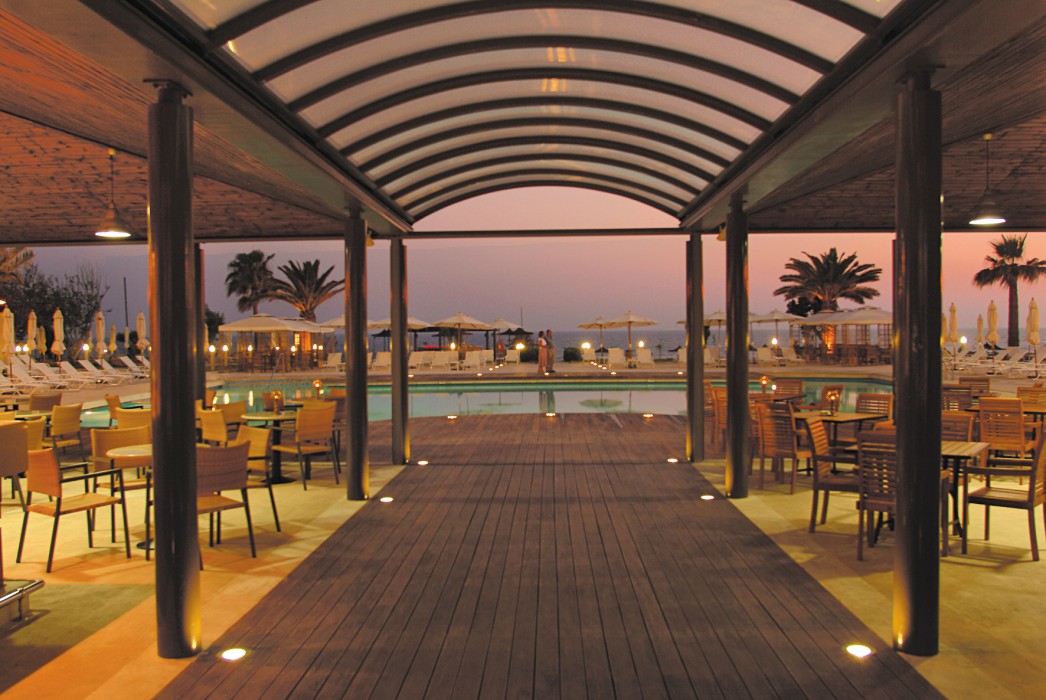 LOUIS LEDRA BEACH HOTEL