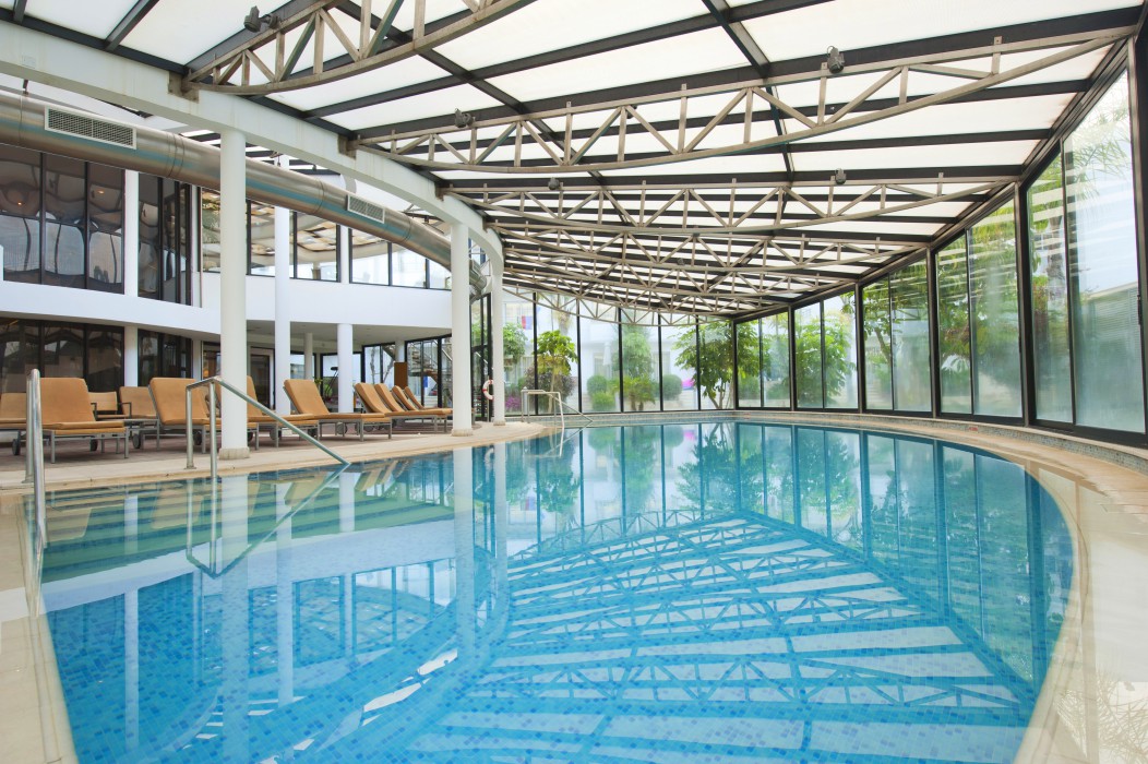 LOUIS LEDRA BEACH HOTEL