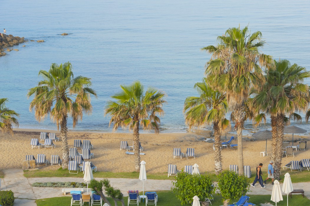 LOUIS LEDRA BEACH HOTEL