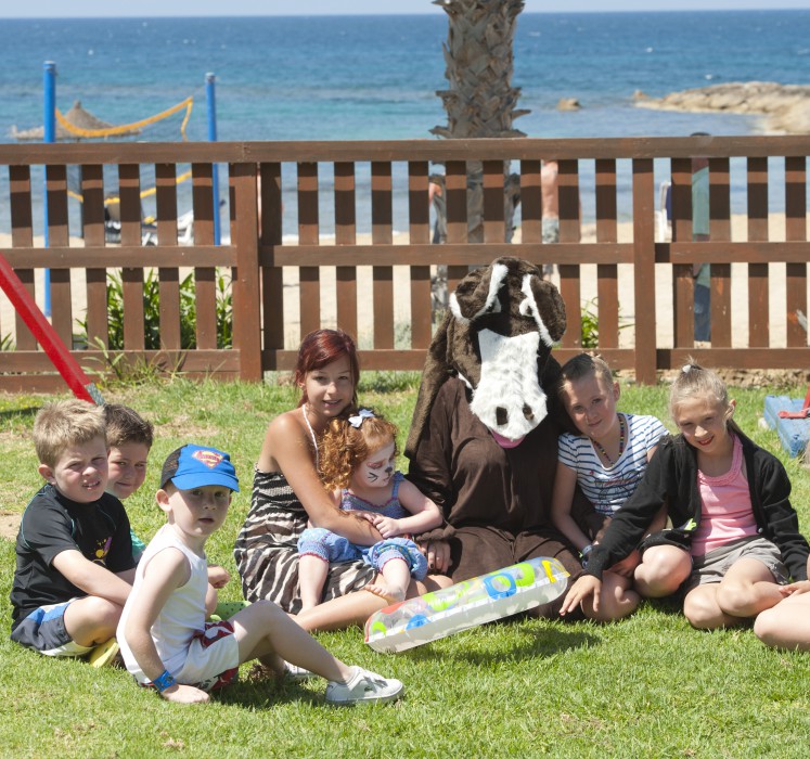 LOUIS LEDRA BEACH HOTEL
