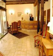 Le Baldaquin Hotel