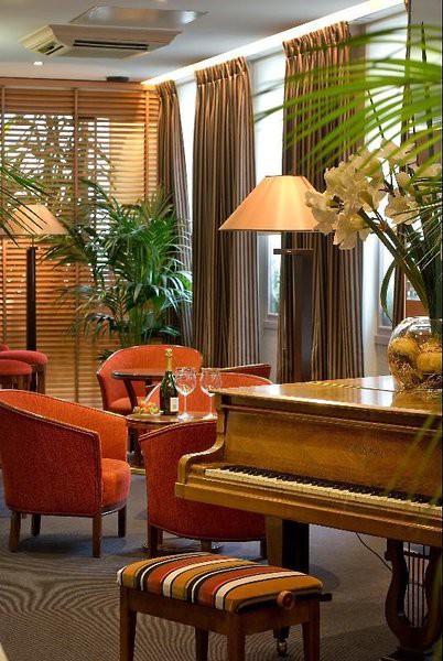 HÔTEL PAVILLON MONCEAU