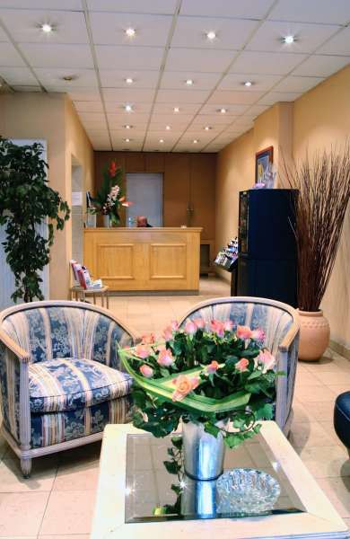Hotel Paradis Paris