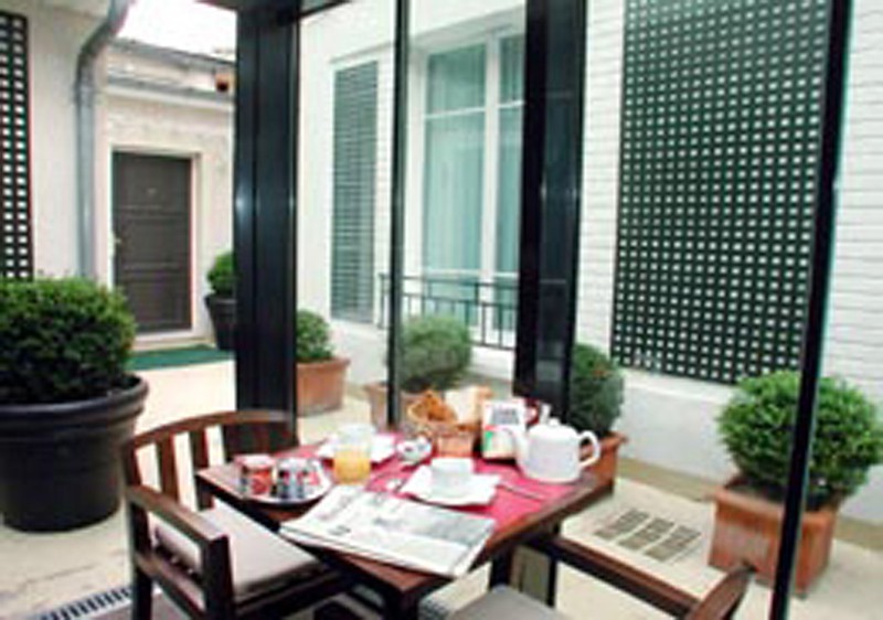 HOTEL DE LA JATTE PARIS NEUILLY